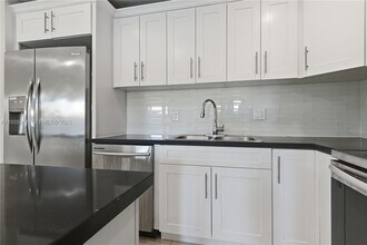 13724 SW 259th St in Homestead, FL - Building Photo - Building Photo