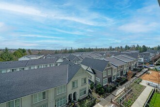 413-13623 81A Av in Surrey, BC - Building Photo - Building Photo