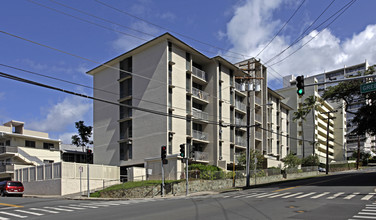 Ward Villa in Honolulu, HI - Building Photo - Building Photo