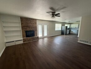 906 Lynn Ln in Copperas Cove, TX - Building Photo - Building Photo