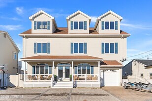 3456 E Thistle Ave in Toms River, NJ - Building Photo