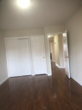 58-11 74th St-Unit -3 in Queens, NY - Building Photo - Building Photo