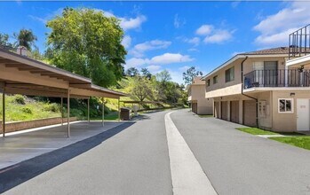 23430 Sunset Crossing Rd in Diamond Bar, CA - Building Photo - Building Photo