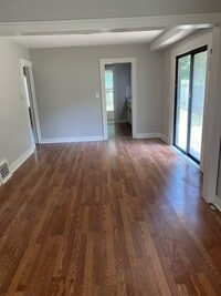 7740 Farrow Ave photo'