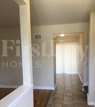 17225 Coventry Ln in Country Club Hills, IL - Building Photo - Building Photo