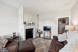 20 S Village Ave in Exton, PA - Building Photo - Building Photo