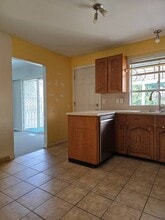 11990 Dover St in Maple Ridge, BC - Building Photo - Building Photo