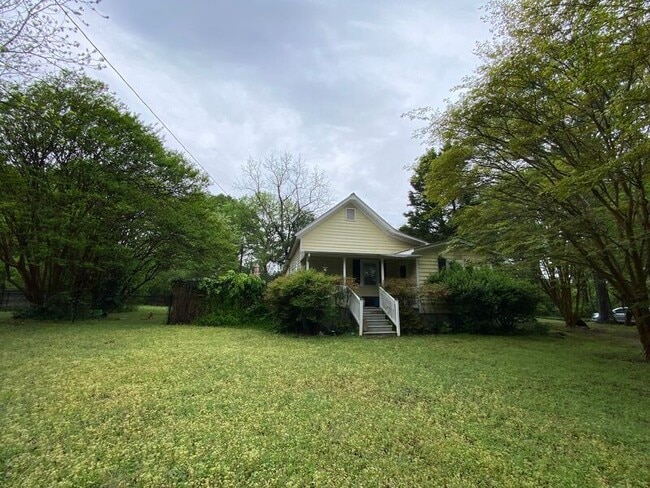 property at 2121 Simonton Bridge Rd