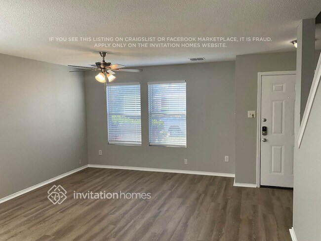 3012 Cesareo Dr in Grand Prairie, TX - Foto de edificio - Building Photo