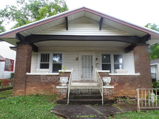 property at 1411 29th St
