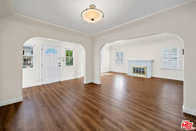 1453 S Durango Ave in Los Angeles, CA - Building Photo - Building Photo