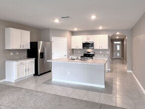 106 Jace Wy in Winter Haven, FL - Building Photo - Building Photo