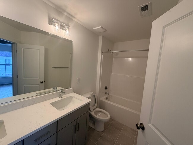 15307 Sunray Aly in Midlothian, VA - Building Photo - Building Photo