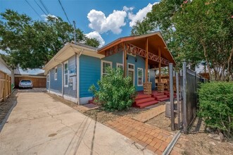 2309 Colorado St in Houston, TX - Building Photo - Building Photo