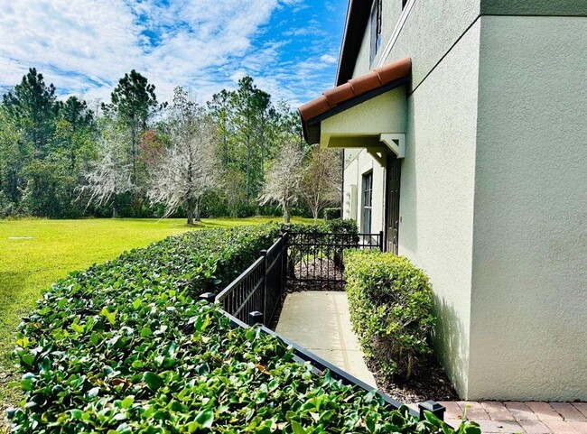 property at 5934 Tivoli Gardens Blvd