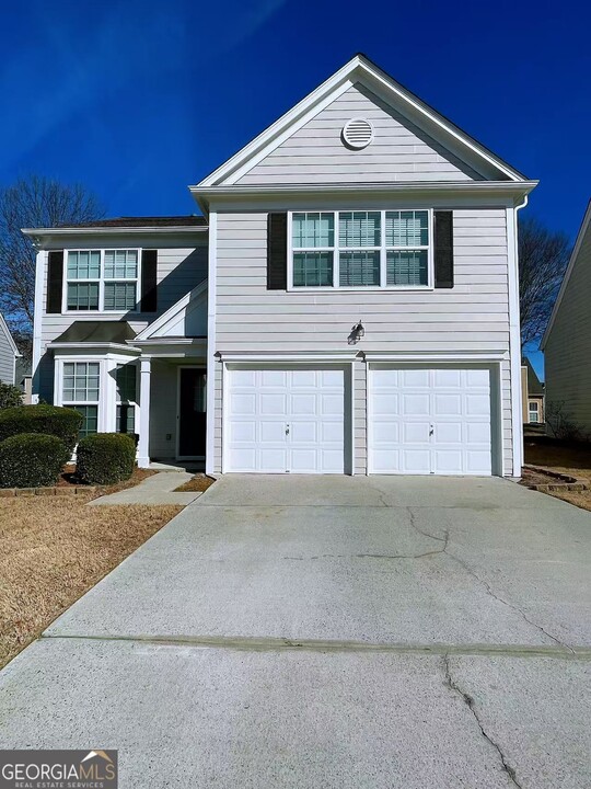 9025 Ruel Ln in Suwanee, GA - Building Photo