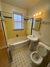 4956 S Prairie Ave in Chicago, IL - Foto de edificio - Building Photo