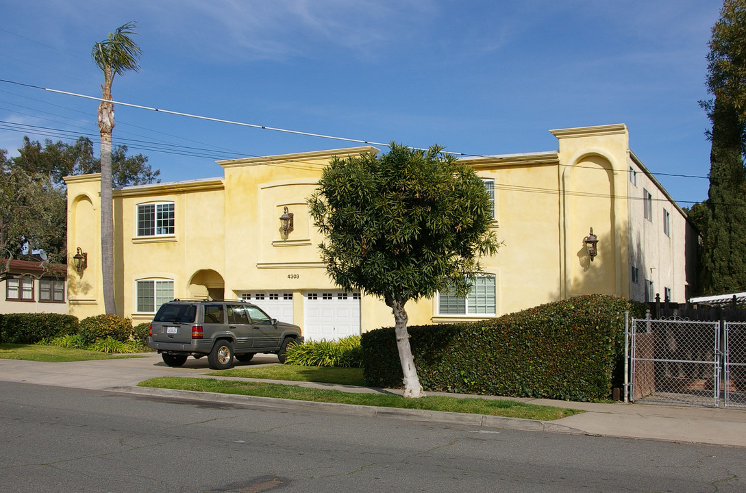 4303 Gresham St in San Diego, CA - Building Photo