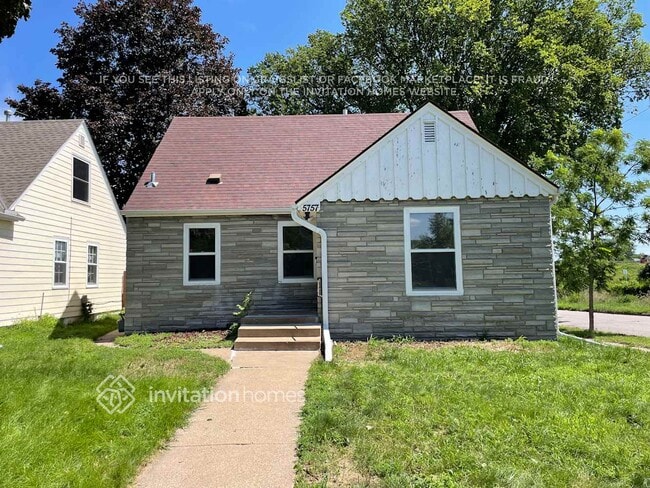 5757 26th Ave S in Minneapolis, MN - Building Photo - Building Photo