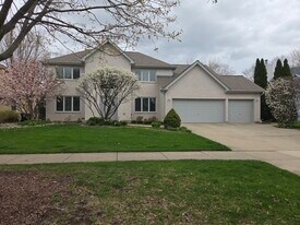 543 Gateshead Dr in Naperville, IL - Building Photo