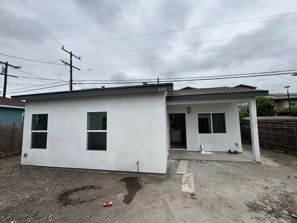 4107 Shirley Ave, Unit C in El Monte, CA - Foto de edificio