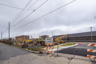River House in Allentown, PA - Foto de edificio - Building Photo