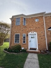 704 Byrd Ct in Chesapeake, VA - Building Photo - Building Photo