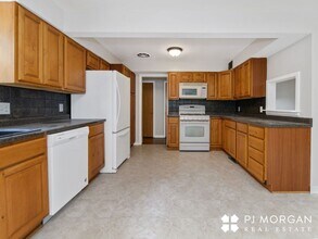1431 S 54th St in Omaha, NE - Building Photo - Building Photo