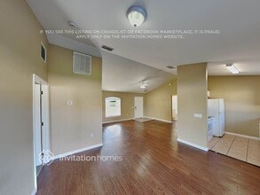 599 Koala Dr in Poinciana, FL - Foto de edificio - Building Photo