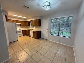 502 Hedgewood Dr in Georgetown, TX - Foto de edificio - Building Photo