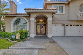 2404 Legacy Island Cir in Henderson, NV - Building Photo - Building Photo