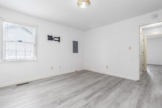 403 S Sheridan Dr in Hopkinsville, KY - Building Photo - Building Photo