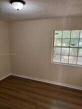9761 W Heather Ln in Miramar, FL - Building Photo - Building Photo
