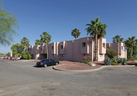 Flamingo Suites in Tucson, AZ - Building Photo - Building Photo