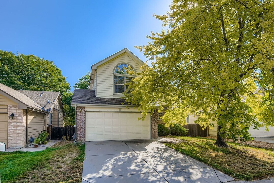 10550 Madison Way in Northglenn, CO - Building Photo
