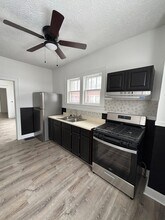 504 W 29th St, Unit Apt 2 in Erie, PA - Foto de edificio - Building Photo