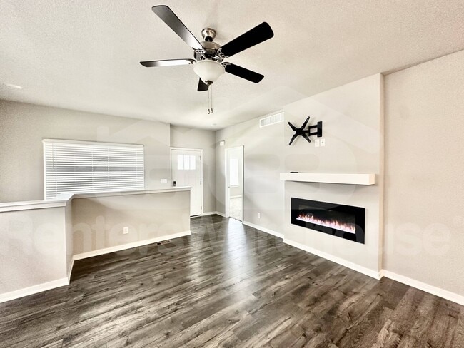 2310 SW Plaza Pkwy in Ankeny, IA - Building Photo - Building Photo