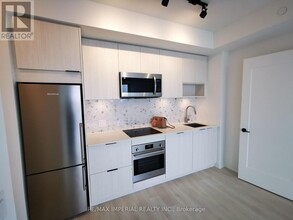 5-1915 Defries St in Toronto, ON - Building Photo - Building Photo