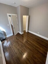 11023 S Vernon Ave in Chicago, IL - Building Photo - Building Photo