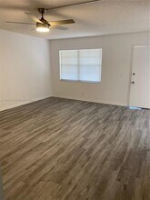 13255 SW 9th Ct in Pembroke Pines, FL - Building Photo - Building Photo