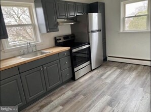 672 Colwell Rd in Woodlyn, PA - Building Photo - Building Photo