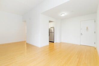 The Aspen in New York, NY - Building Photo - Building Photo