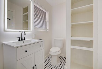 1915 McDuffie St in Houston, TX - Building Photo - Building Photo