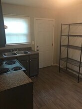 2059 Detroit Ave NW in Atlanta, GA - Building Photo - Building Photo
