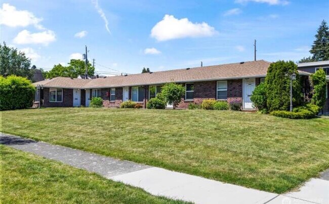 property at 702 N L St