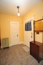 5035 NE 12th Ave in Portland, OR - Building Photo - Building Photo