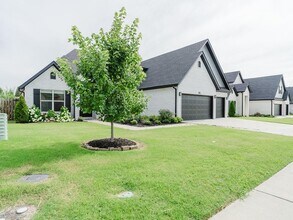 1730 Cherrie St in Bentonville, AR - Building Photo - Building Photo