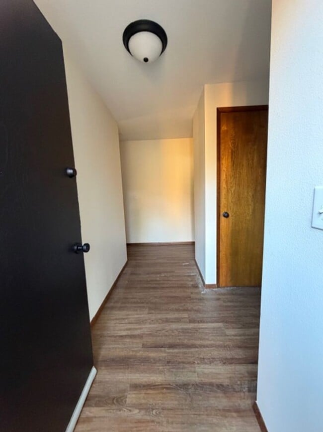 912 Charles St in Newberg, OR - Building Photo - Building Photo