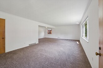 2127 Collinway St in Toledo, OH - Building Photo - Building Photo