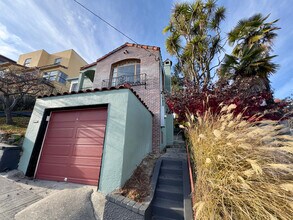 645 Jean St in Oakland, CA - Foto de edificio - Building Photo